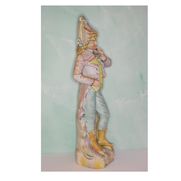 Vintage Porcelain Figure Of Neoclassical Man Dressed in Attire Of The Time - Picture 3 of 12